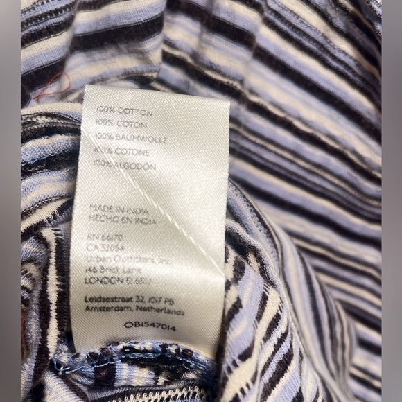 We The Free on fire blue stripe multi coloured hooded sleeveless crop top XS - Picture 6 of 7